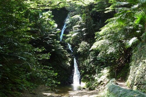 沖縄　パワースポット　喜如嘉の七滝