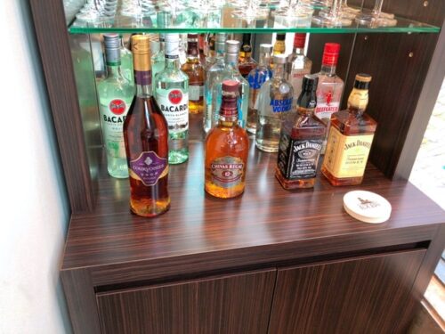 エグゼス那覇のクラブラウンジ　アルコール