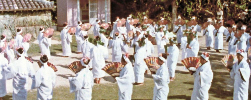 ノロとは？琉球王国に仕えた公的な女性神職